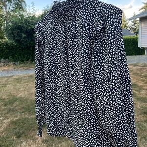 Sanctuary Blouse, workwear black with white. Xs.